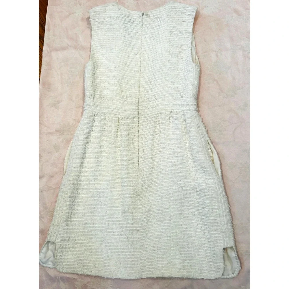 Chanel‎ Cream Tweed Sleeveless Dress Lion Head Buttons 2017 FR 42 US 8 10
